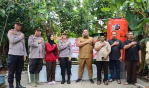 Sambut Hari Bhayangkara ke-79, Kapolres Bintan Serahkan Bantuan Sumur Air Bersih untuk Warga Tembeling Tanjung