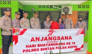Kapolres Bintan Sambangi Warakawuri dan Anggota Sakit, Pererat Silaturahmi Jelang Hari Bhayangkara ke-79