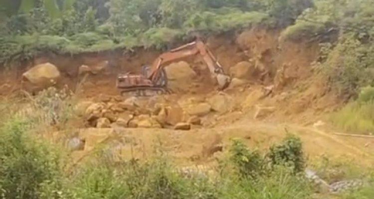 Diduga Ilegal, Warga Minta Galian C di Desa Setia Karya Natal  Ditutup