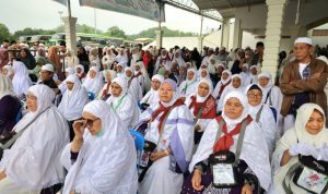 197 Jamaah Haji Kloter 10 Tiba di Mesjid Agung Nur Ala Nur Madina
