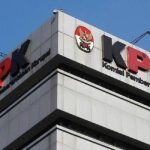 KPK Segel Kantor Kontraktor di Padangsidimpuan Usai OTT Pejabat di Medan