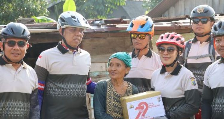 Kapolres Bintan Gelar Gowes Kamtibmas, Ajak Anggota Jaga Kesehatan Sambil Berbagi ke Warga