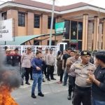 Mahasiswa Kepung Kejari Padangsidimpuan, Desak Kepala Kejaksaan Dicopot dari Jabatan