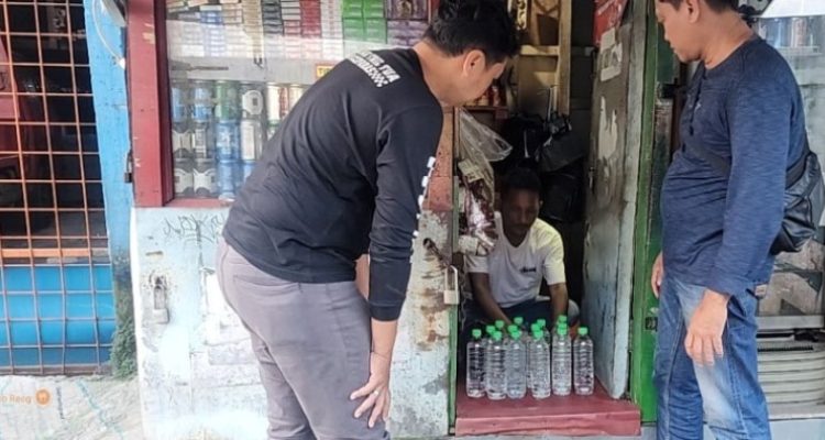 Operasi Anti-Miras Polresta Bogor Kota: Puluhan Botol Disita dari Warung dan Kios