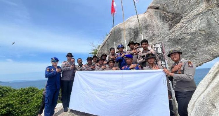 Perkuat Pengawasan Wilayah, Polsek Siantan Gelar Patroli Kedaulatan di Pulau Terluar Tokong Nanas