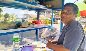 Rujak Buah di Depan RRI Tanjungpinang, Rasanya Bikin Ketagihan!