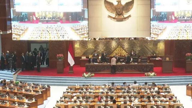 DPR Sahkan Revisi UU Polri: Presiden Bisa Perpanjang Masa Jabatan Kapolri